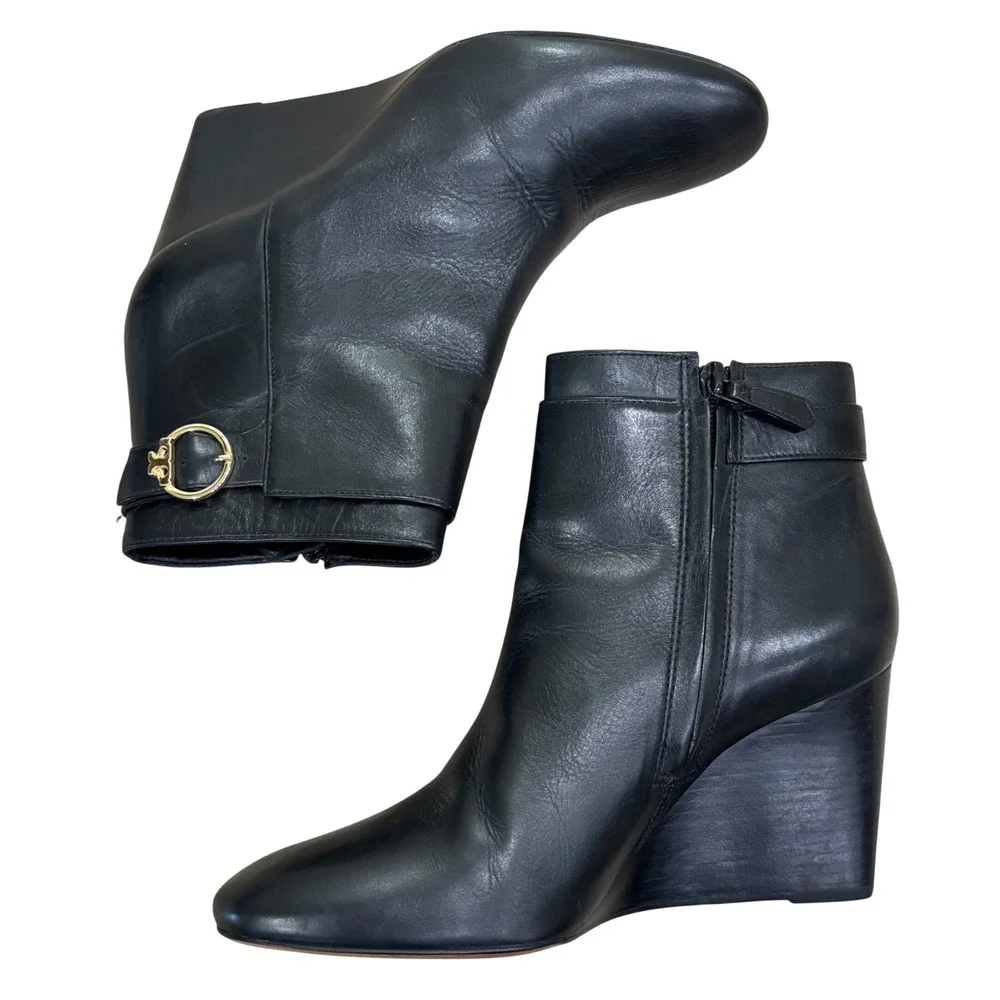 Tory Burch Black Leather Wedge Ankle Boots Gold Buckle Logo‎ 8.5M 5930118